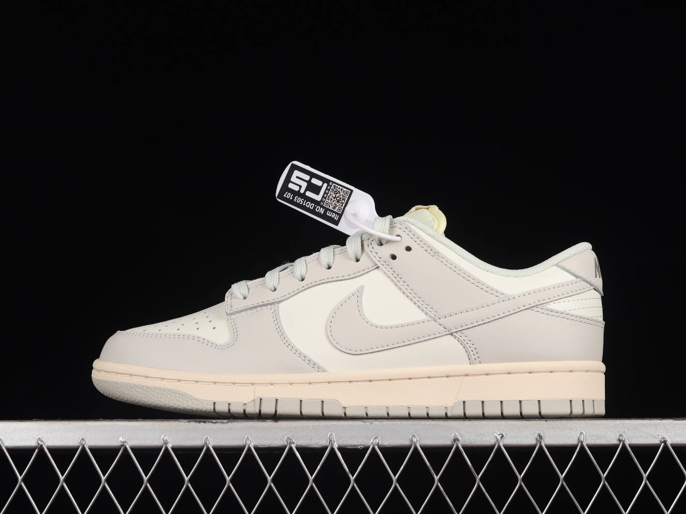All categories Nk SB Dunk Series Nk SB Dunk Low low-top sneakers Nk SB Dunk Low SB dunk series low-top casual sports skateboard shoes DD1503-107